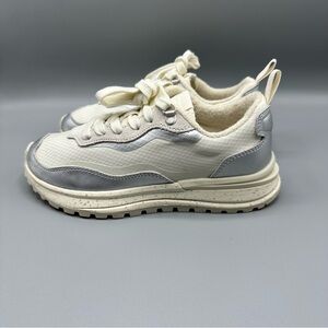 Zara comfort shoes Sneakers Women’s Size US 5.5/ EU 35 silver